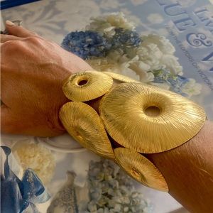 24k gold plated cuff bracelet. Absolutely gorgeous!